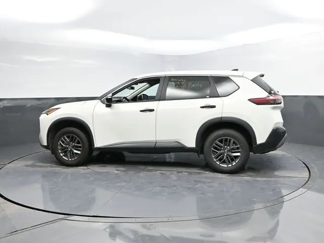 2023 Nissan Rogue S photo 4