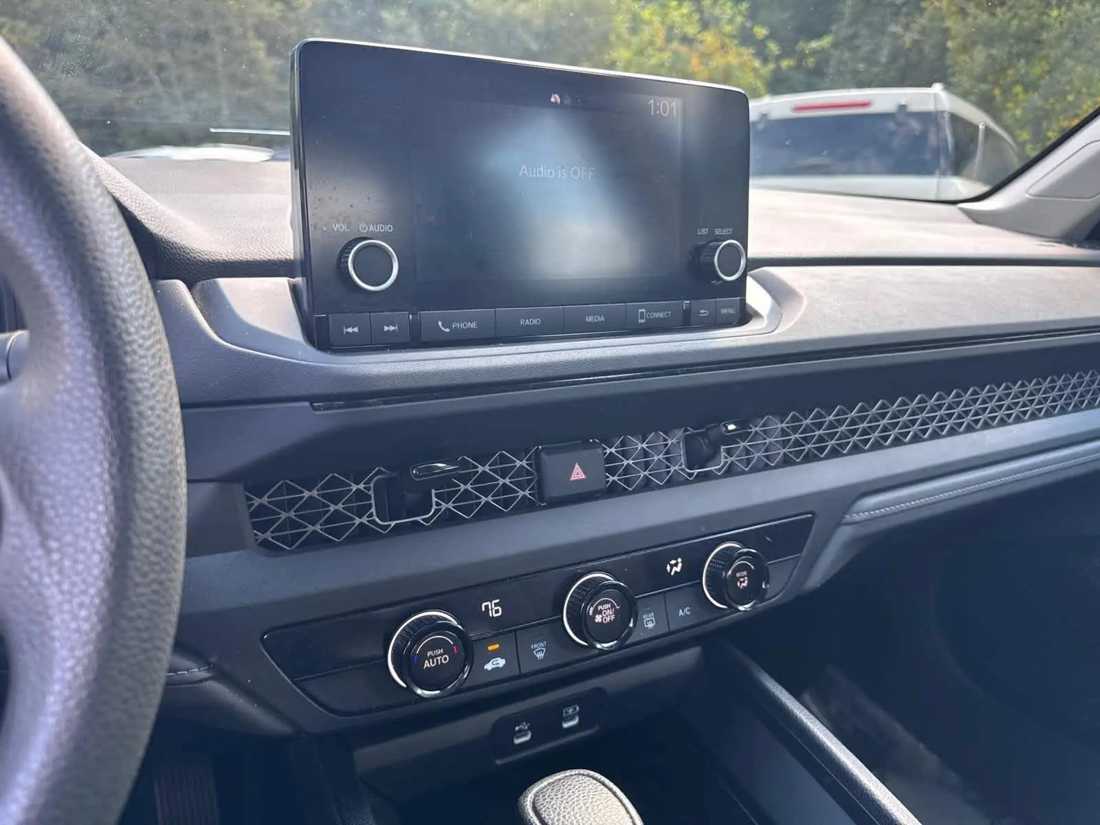 2023 Honda Accord LX photo 25
