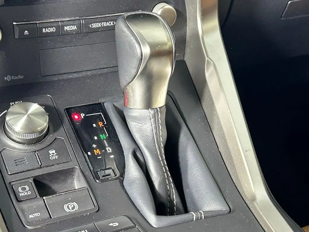 2020 Lexus NX 300 photo 22