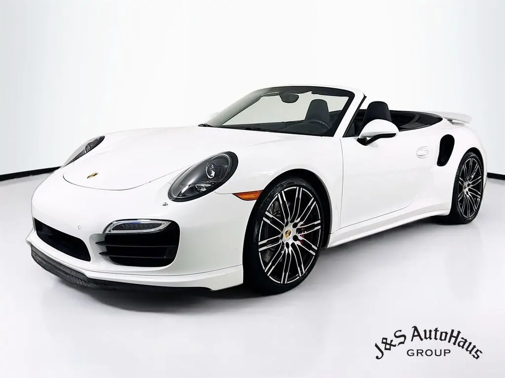 2016 Porsche 911 Turbo photo 3