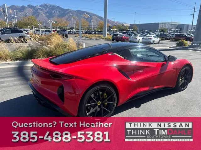 2024 Lotus Emira First Edition photo 5
