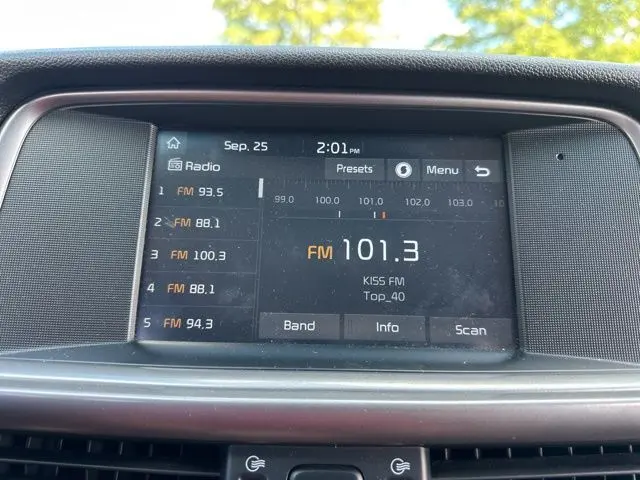 2018 Kia Optima LX photo 27