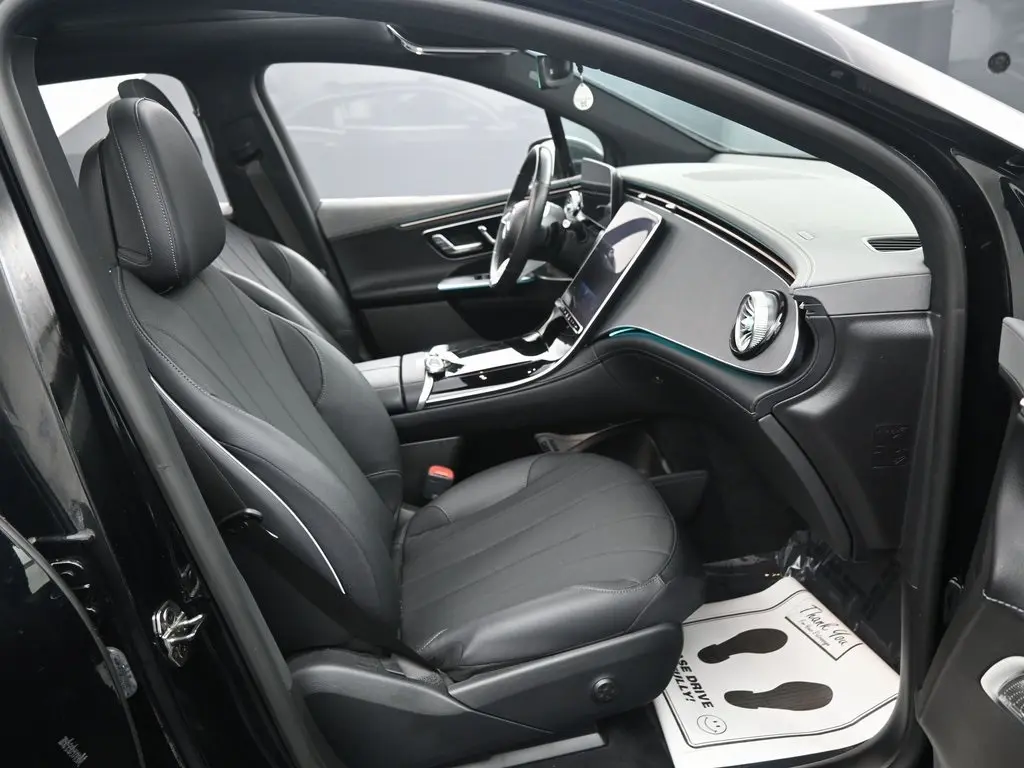 2023 Mercedes Benz EQE SUV 350 4MATIC photo 32