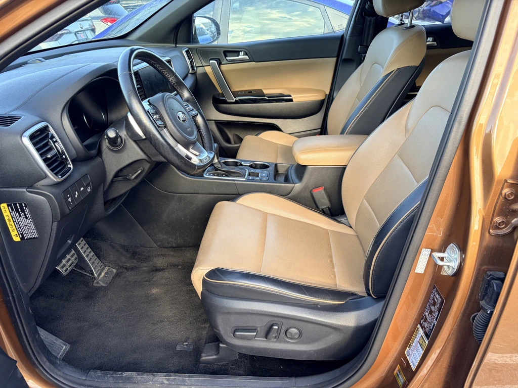 2021 Kia Sportage SX Turbo - Photo 8