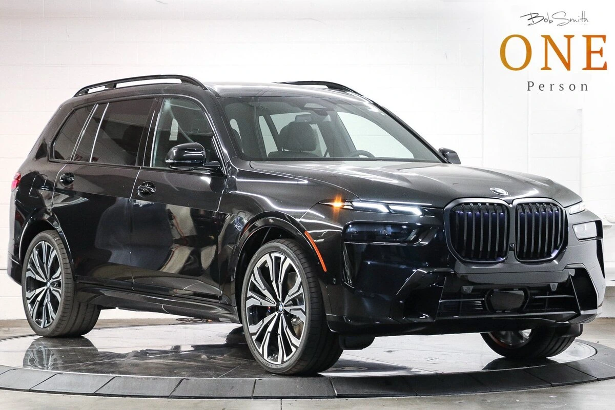 2027 BMW X7