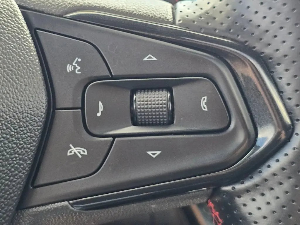 2024 Chevrolet Trax photo 27