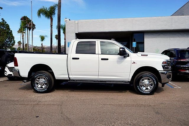 2026 RAM 2500 Tradesman - Photo 6