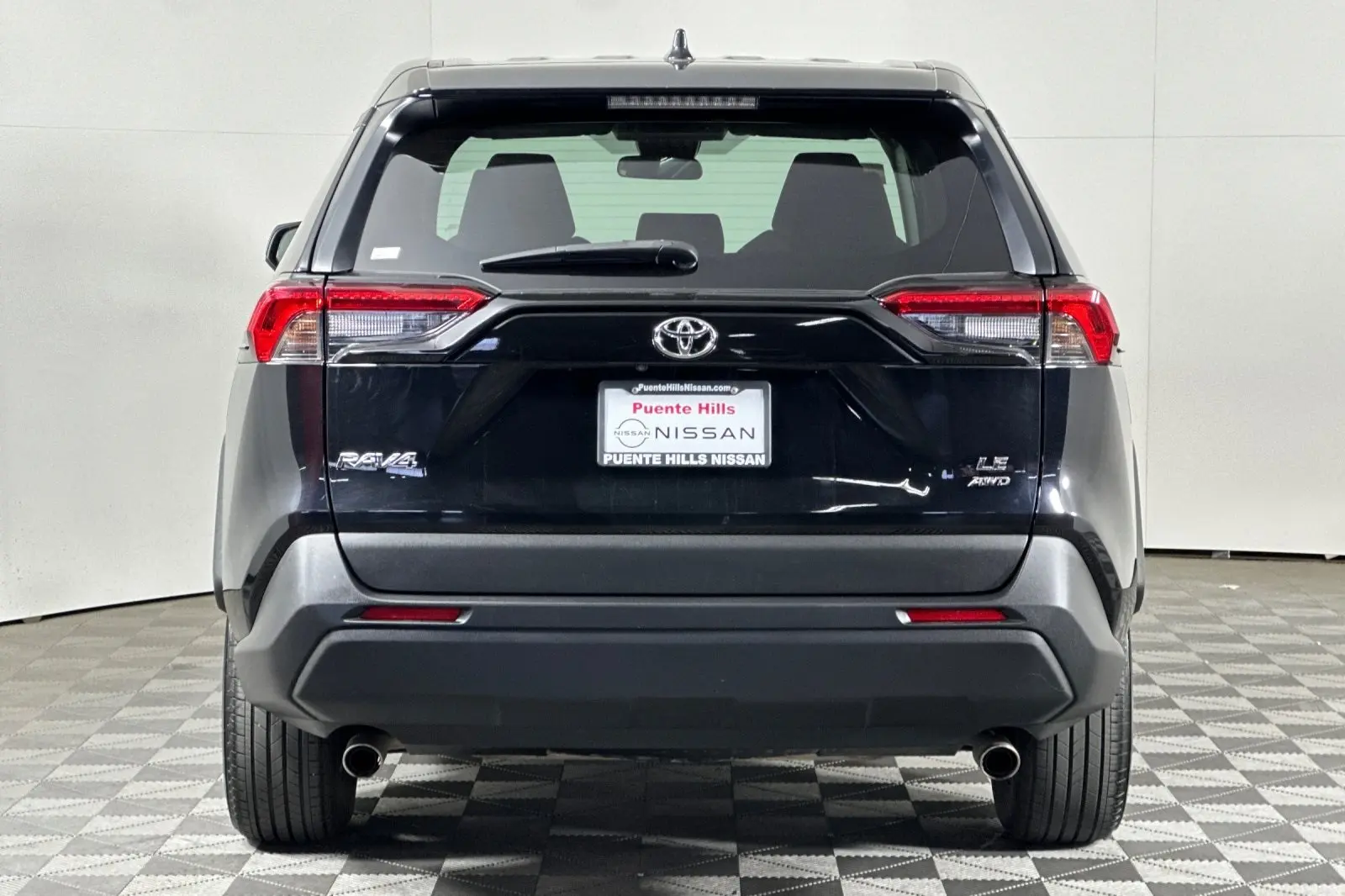 2024 Toyota RAV4 LE photo 4