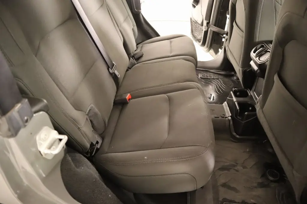 2020 Jeep Wrangler Unlimited Sport Altitude photo 14