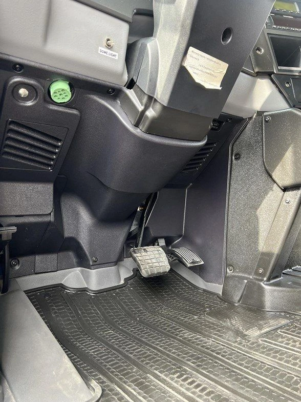 2023 Mack - image 11