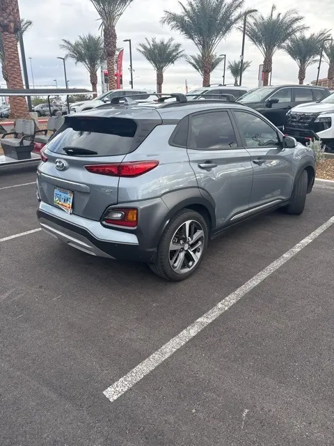 2021 Hyundai Kona Ultimate photo 3