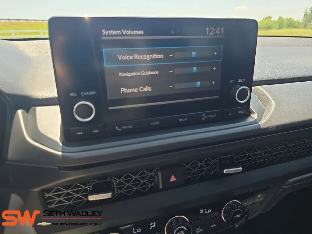 2025 Honda Accord SE - Photo 20
