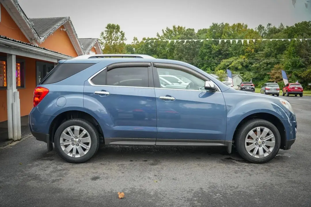 2011 Chevrolet Equinox LT photo 15