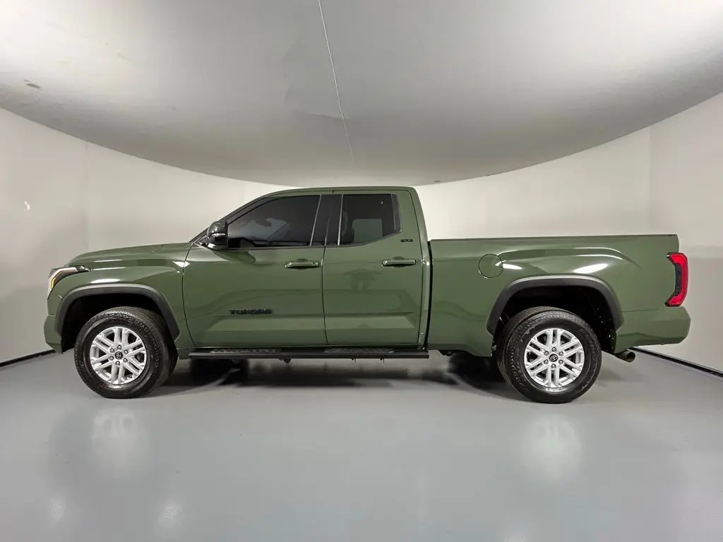 2022 Toyota Tundra SR5 photo 4