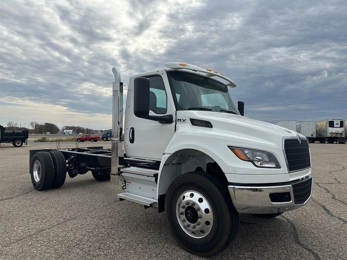 2026 International MV - image 2