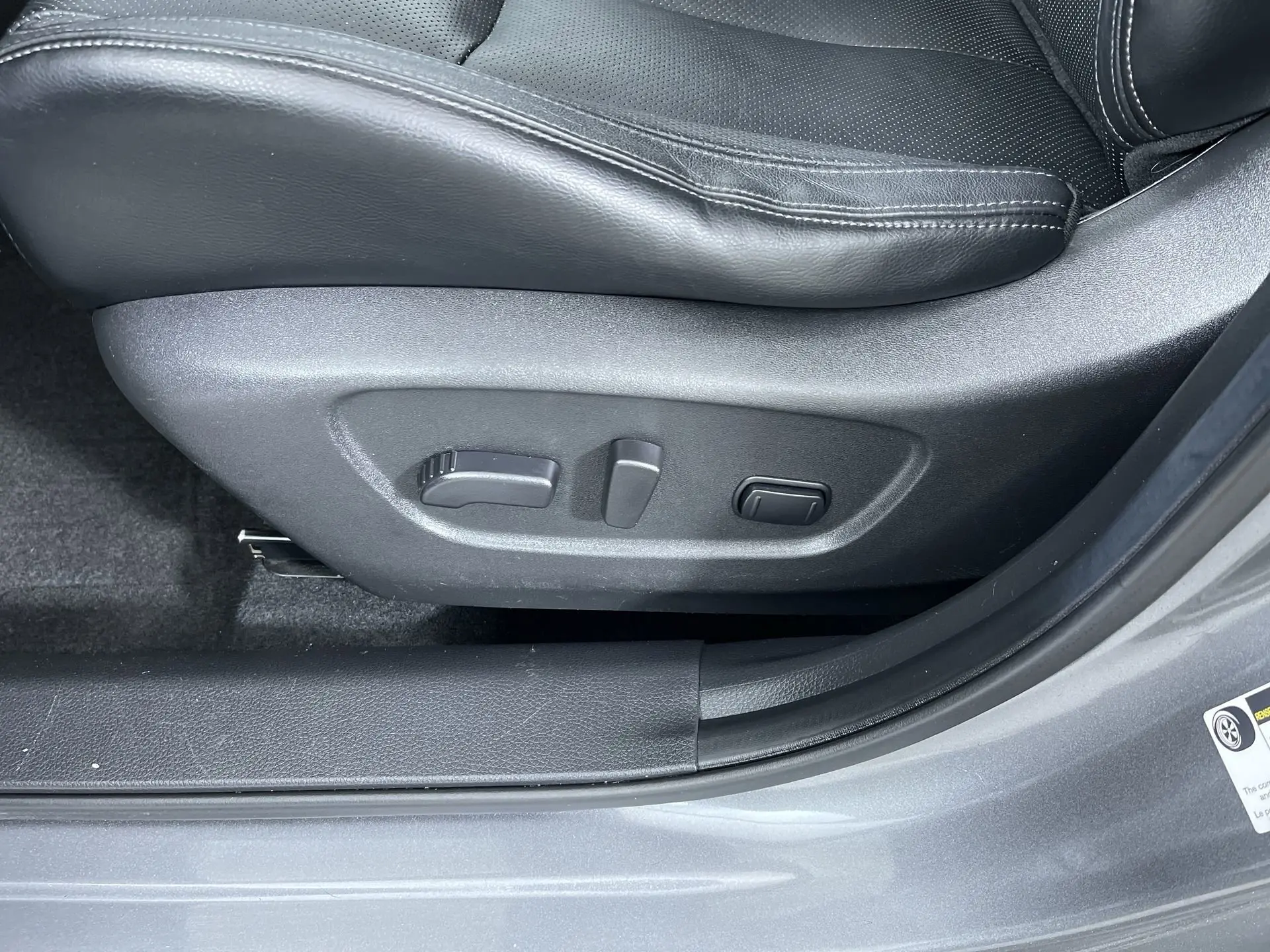 2018 Nissan Rogue SL photo 10
