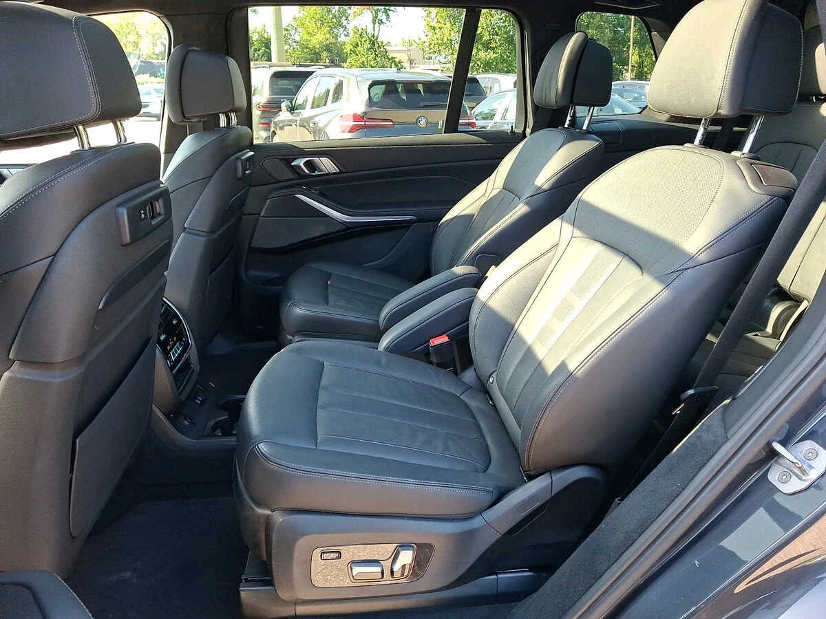 2020 BMW X7 40i - Photo 8