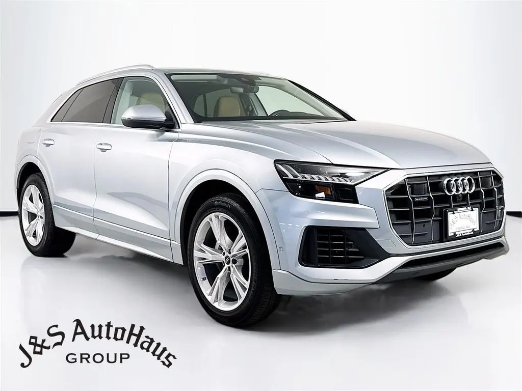 2023 Audi Q8 Premium Plus's photo