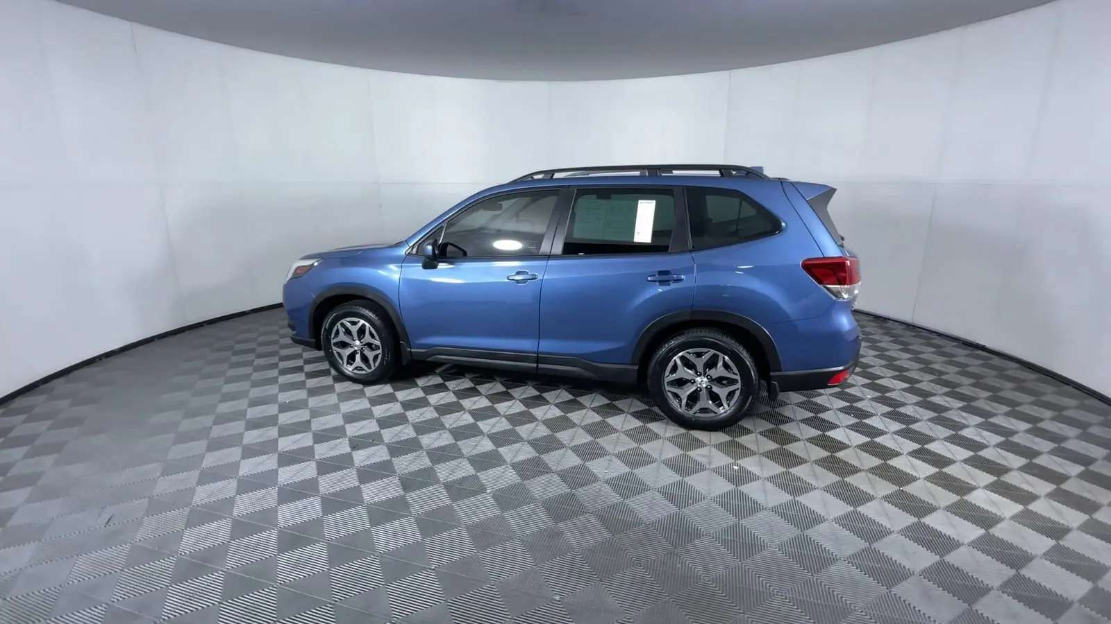 2023 Subaru Forester Premium Base photo 6