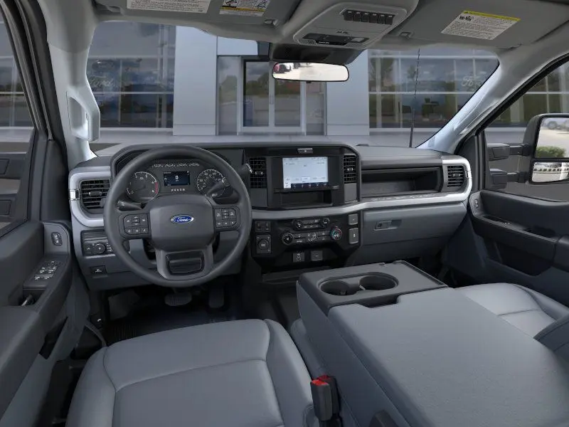 2025 Ford F-350 photo 9