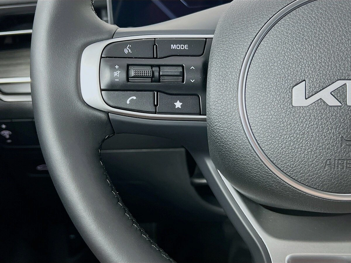 2026 Kia K5 EX - Photo 14