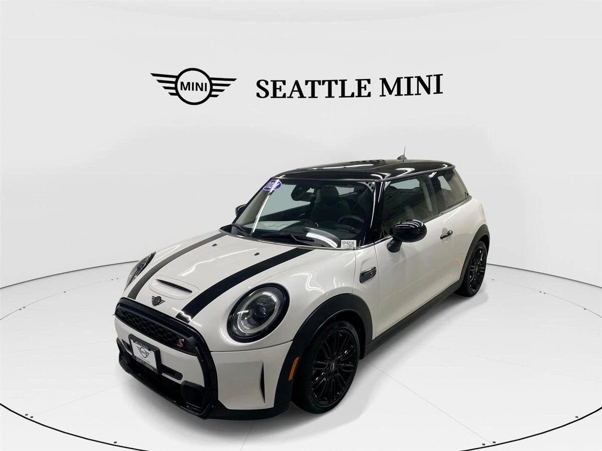 2024 MINI Hardtop 2 Door