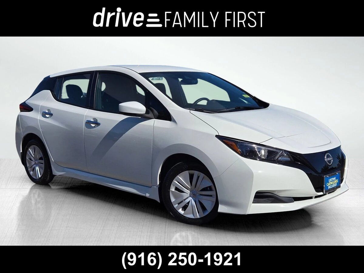 2025 Nissan Leaf
