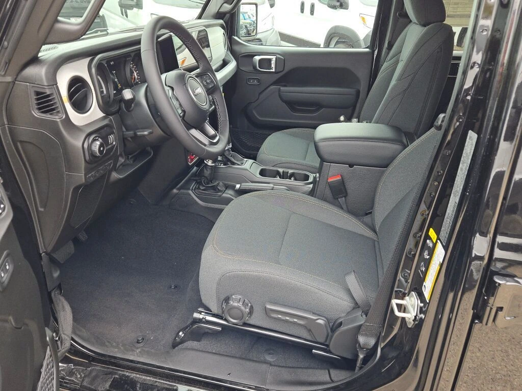 2026 Jeep Wrangler 4-Door Willys - Photo 21