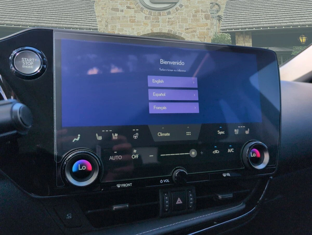 2025 Lexus NX 350 - Photo 13