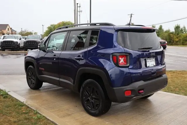 2018 Jeep Renegade Trailhawk photo 27