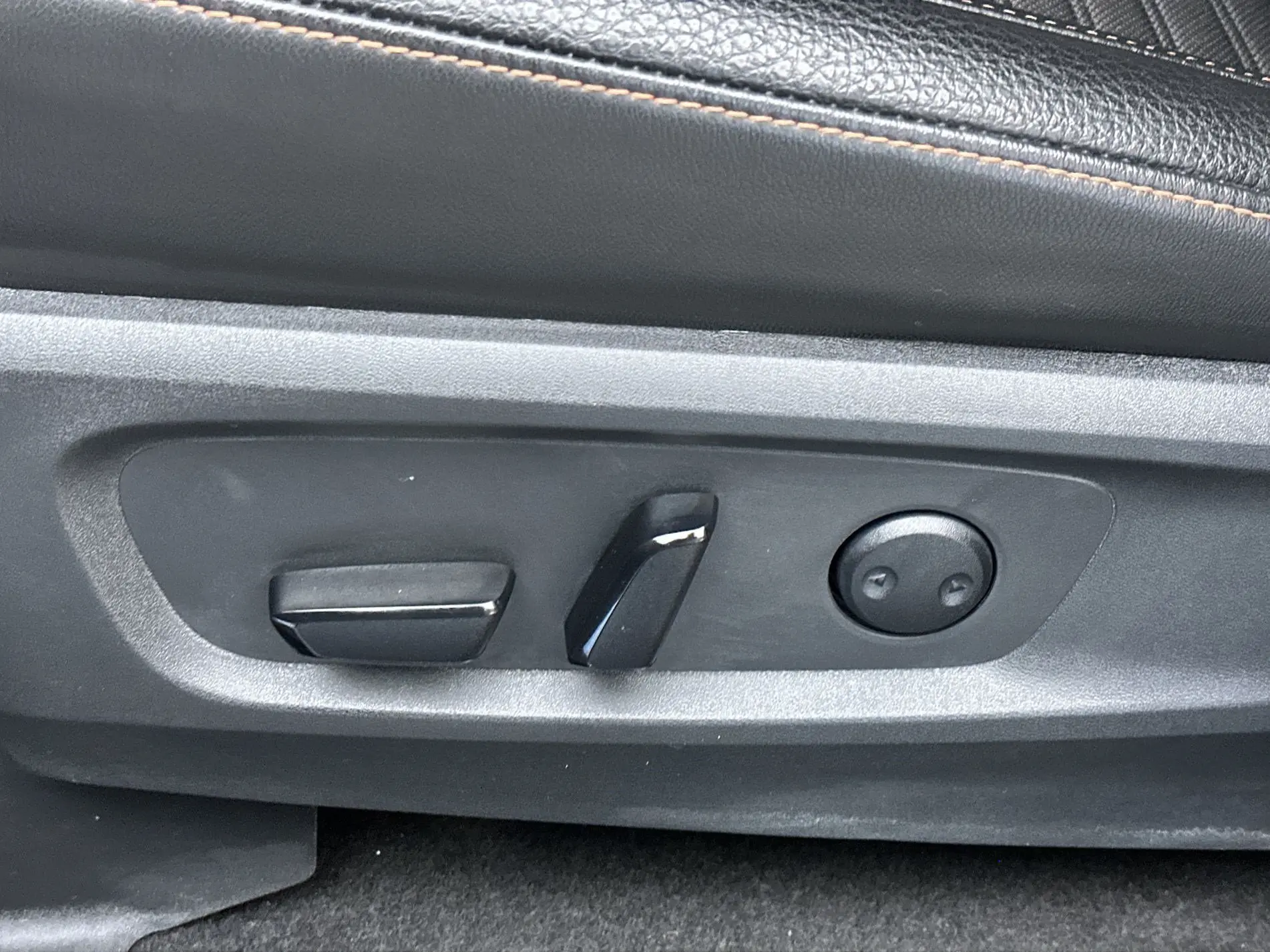 2024 Nissan Pathfinder Rock Creek photo 11
