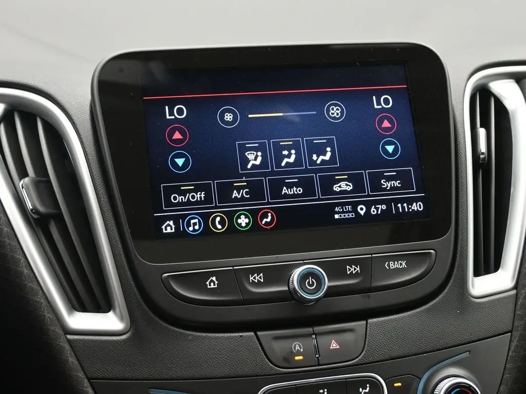 2024 Chevrolet Malibu 1LT photo 14