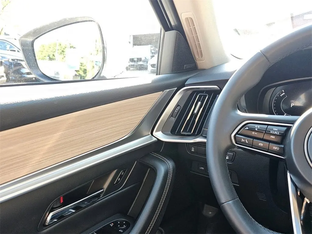 2024 Mazda CX-90 Plug-in Hybrid Premium photo 31
