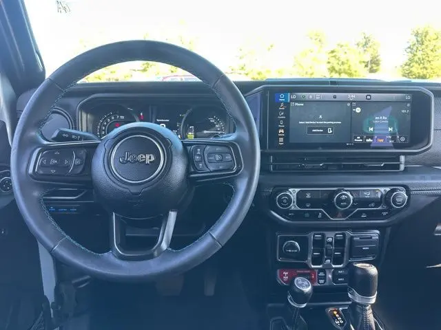 2024 Jeep Wrangler Rubicon 4xe photo 4