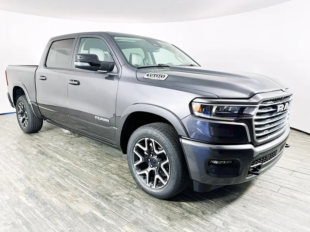 2026 RAM Ram 1500 Pickup Laramie's photo