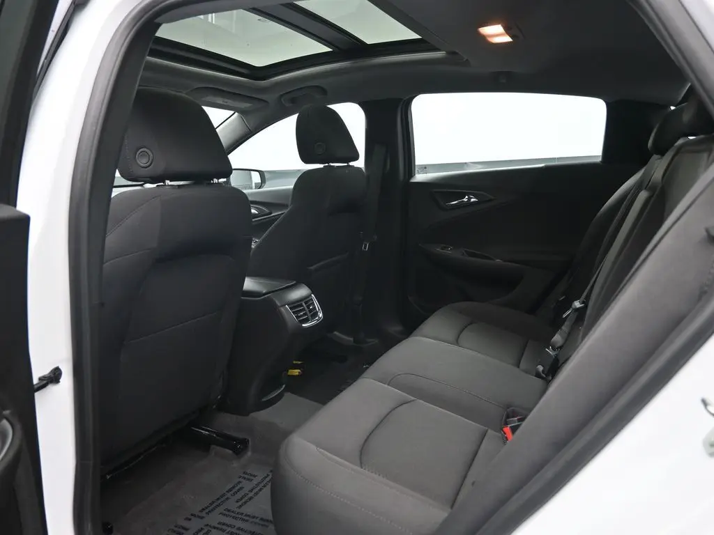 2024 Chevrolet Malibu 1LT photo 22