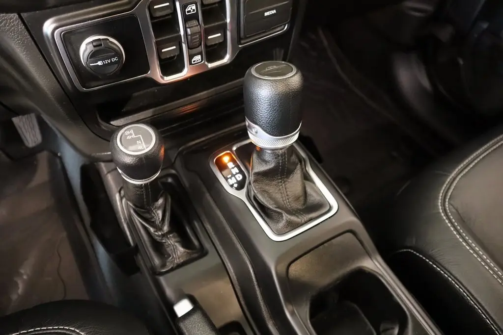2022 Jeep Gladiator Altitude photo 7