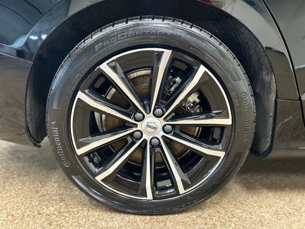 2023 Volvo - image 20