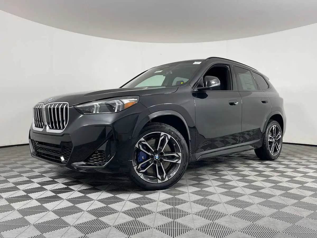 2025 BMW X1 28i