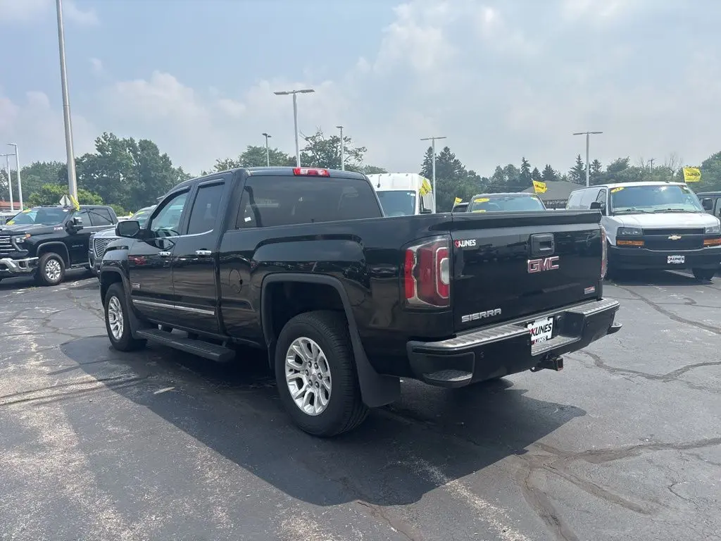 2016 Gmc Sierra 1500 SLE photo 3