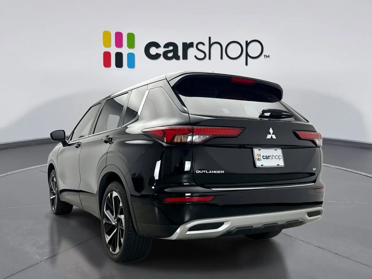 2022 Mitsubishi Outlander SE photo 3