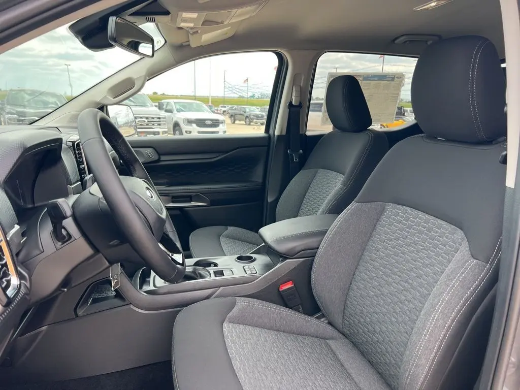 2025 Ford Ranger XLT photo 14