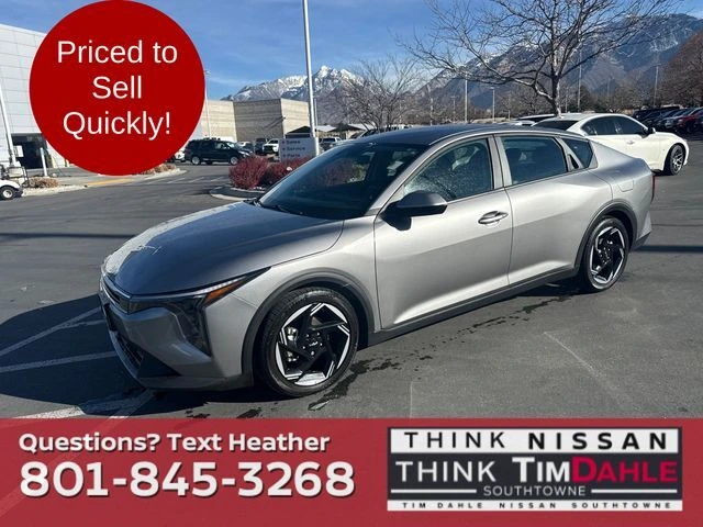 2025 Kia K4 EX's photo