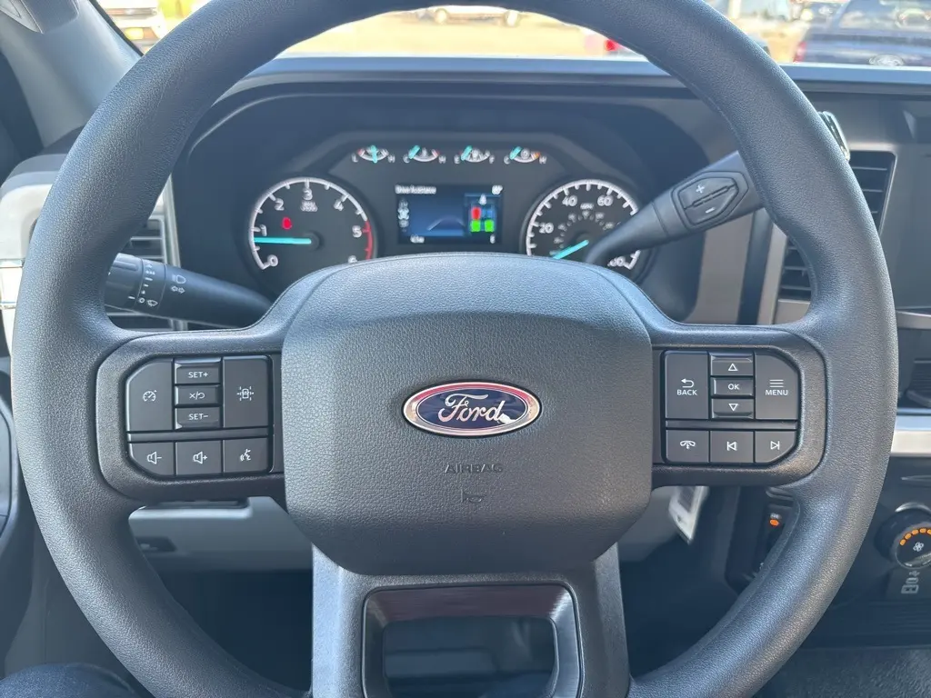 2026 Ford F-350 photo 15