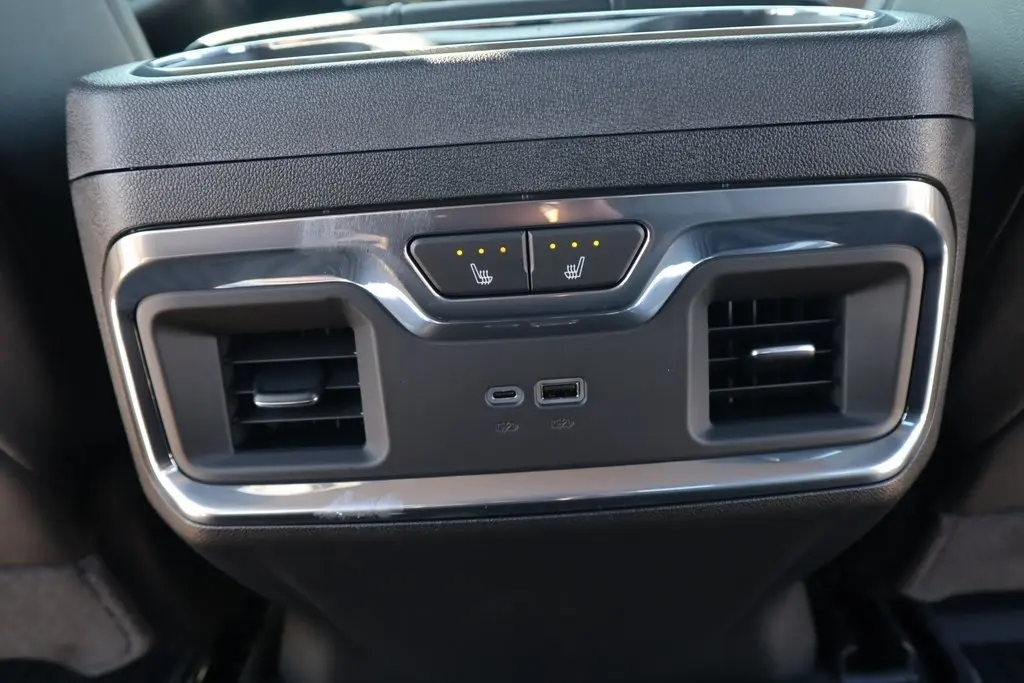 2026 Chevrolet Silverado 2500HD LTZ photo 15
