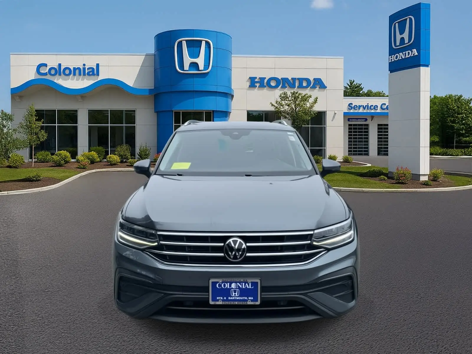 2023 Volkswagen Tiguan SE photo 6