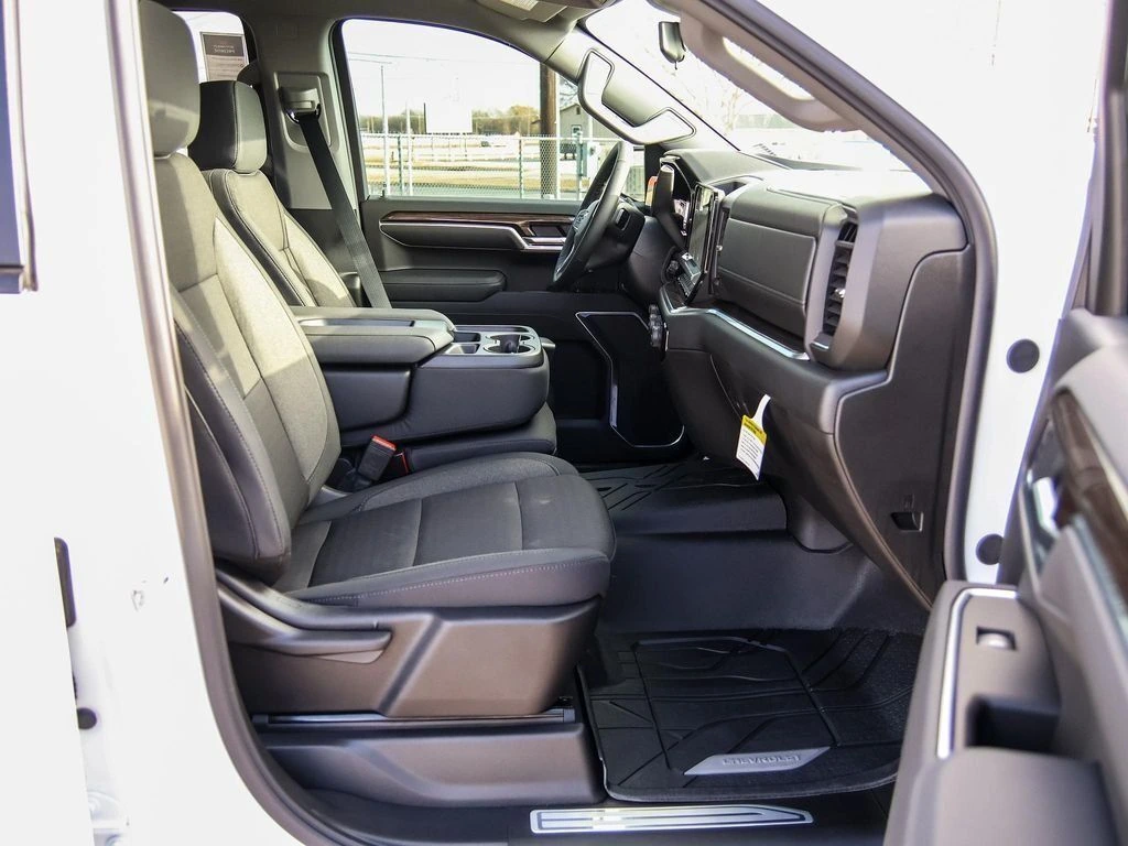 2026 Chevrolet Silverado 1500 LT - Photo 16