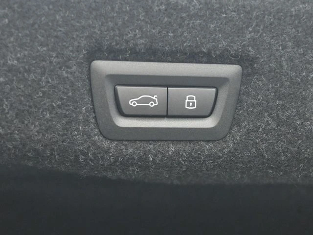 2026 BMW 5 Series 530i - Photo 16