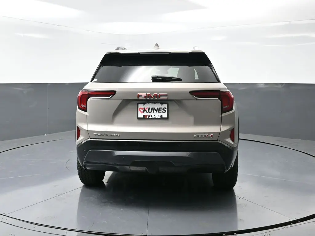 2026 Gmc Terrain AT4 photo 8