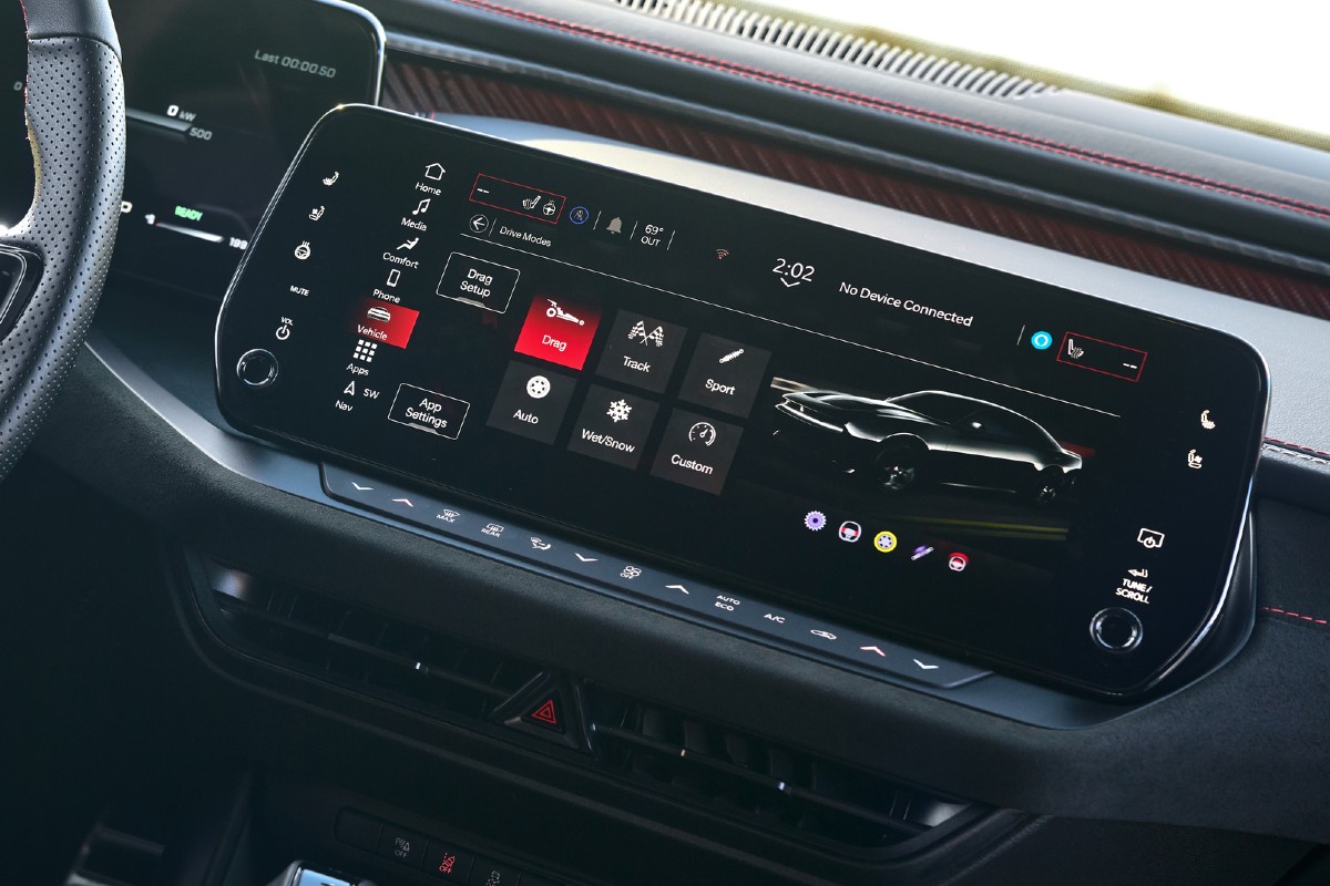 2025 Dodge Charger Daytona EV Interior Cabin Dashboard Display Audio Screen with Selectable Driving Modes
